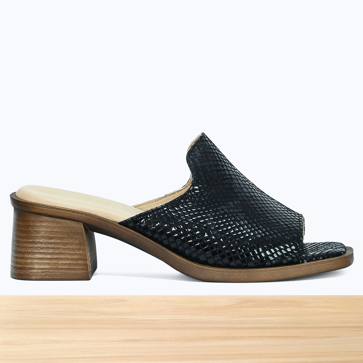 006F Tressa Cuir Noir