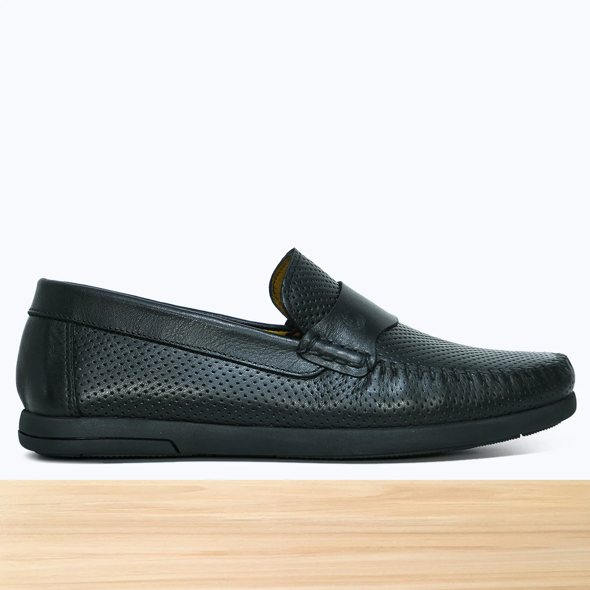 032 Nevon Noir