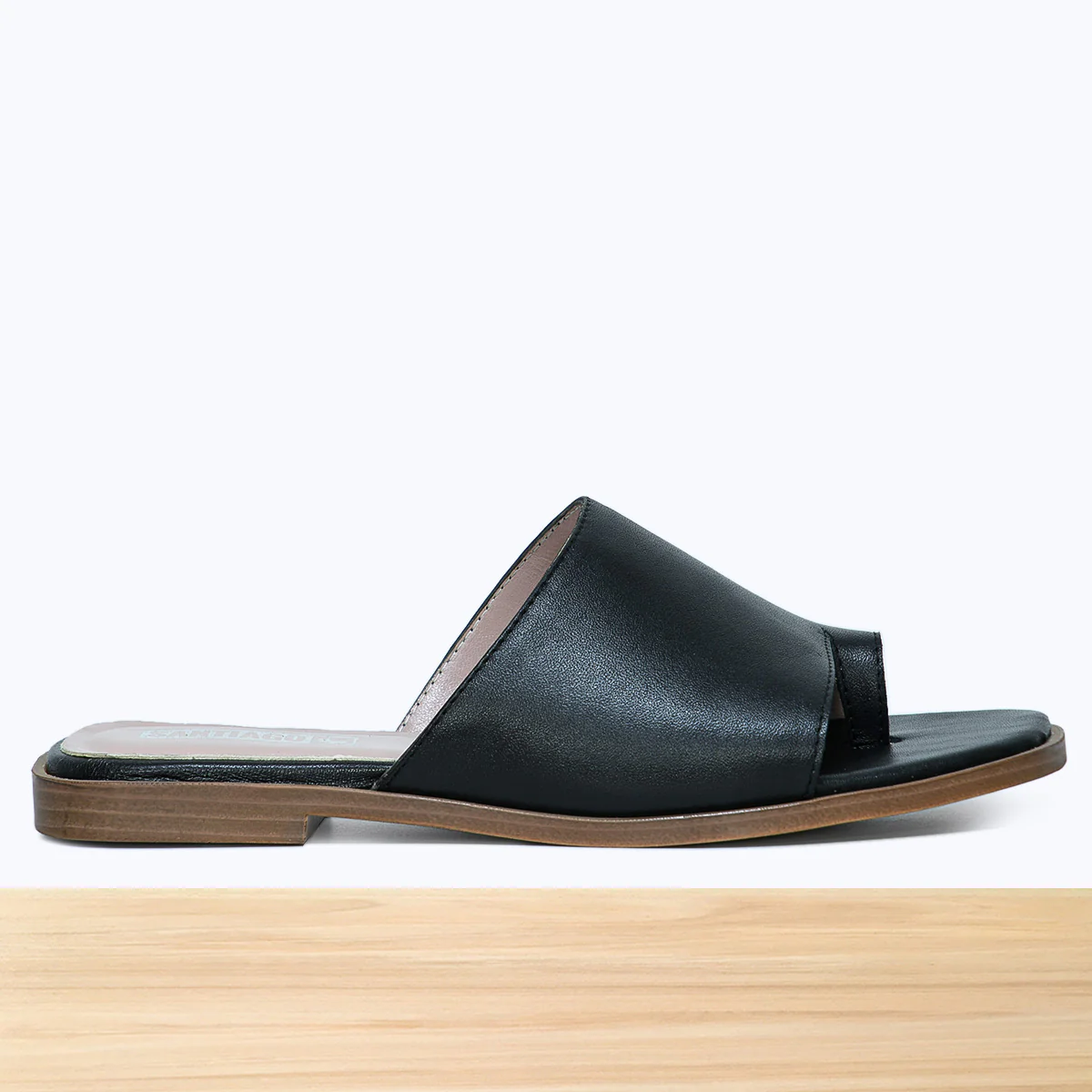414F Nerissa Cuir Noir