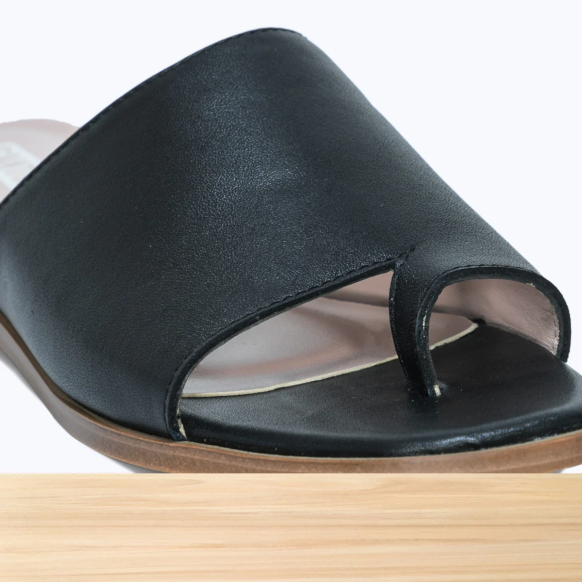 414F Nerissa Cuir Noir - Image 4