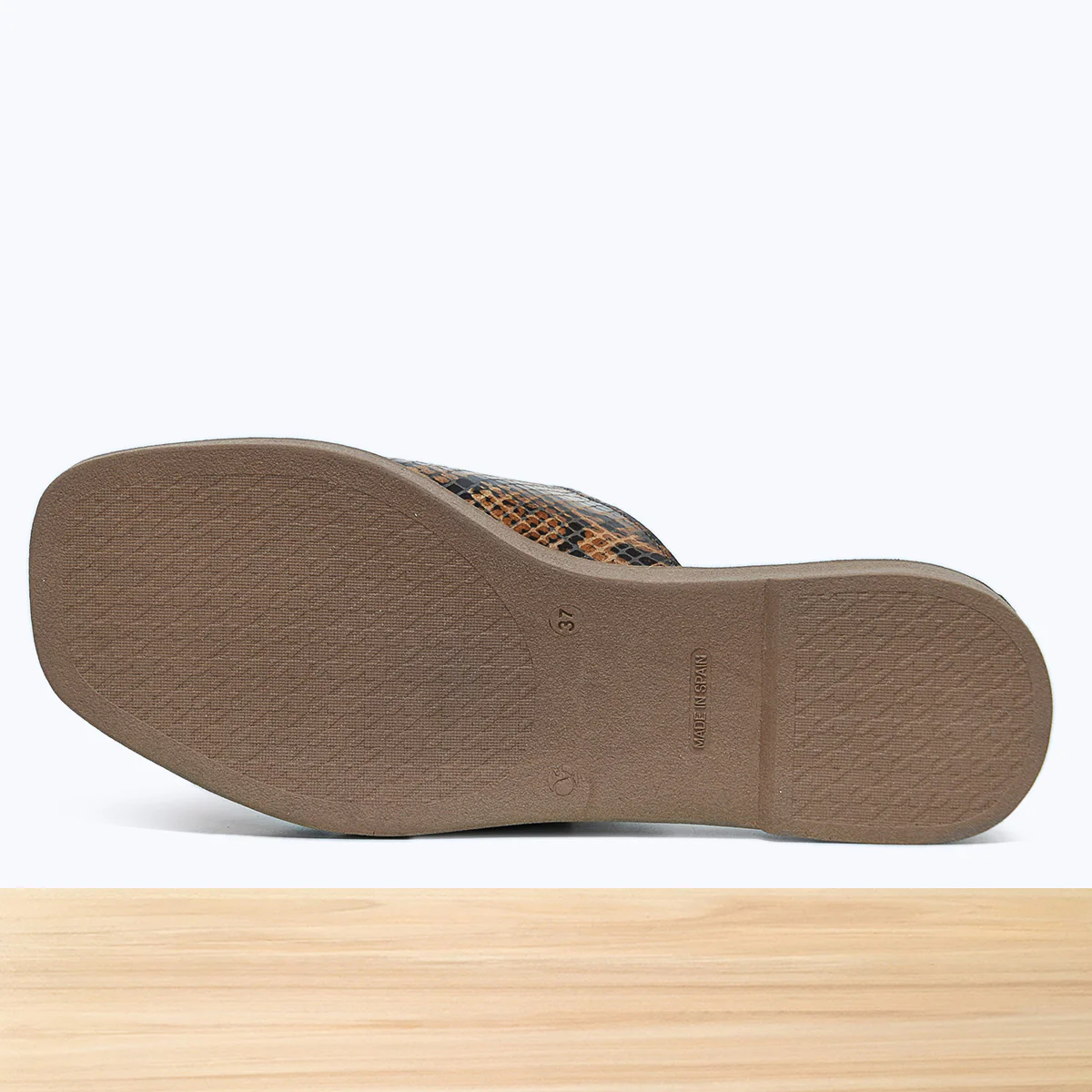 460F Charm Cuir Serpent Camel - Image 6