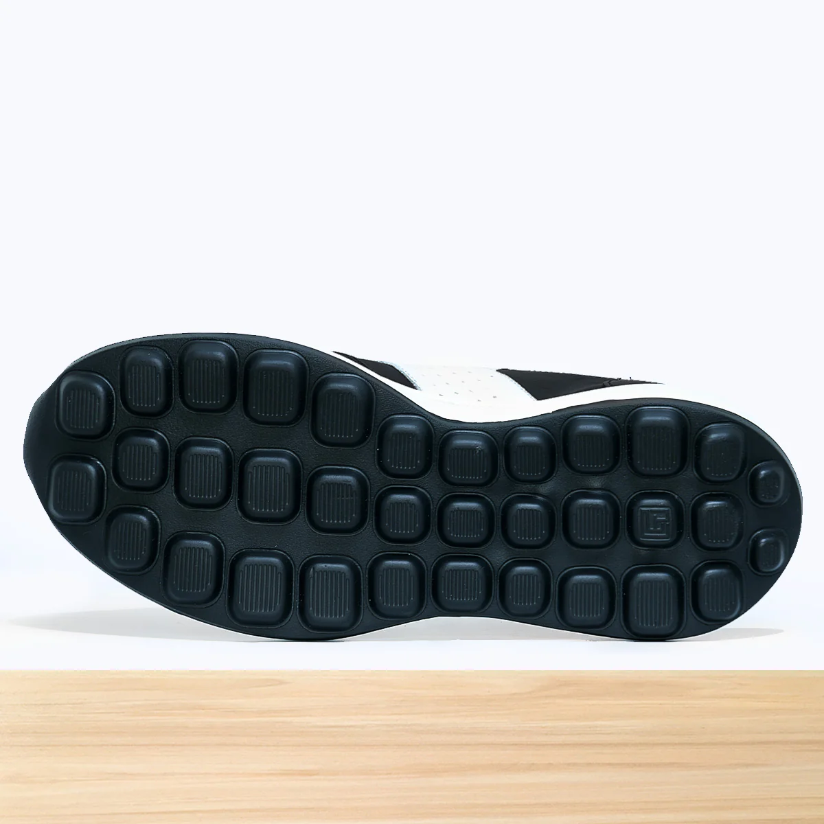 5040 Nerio Noir - Image 7