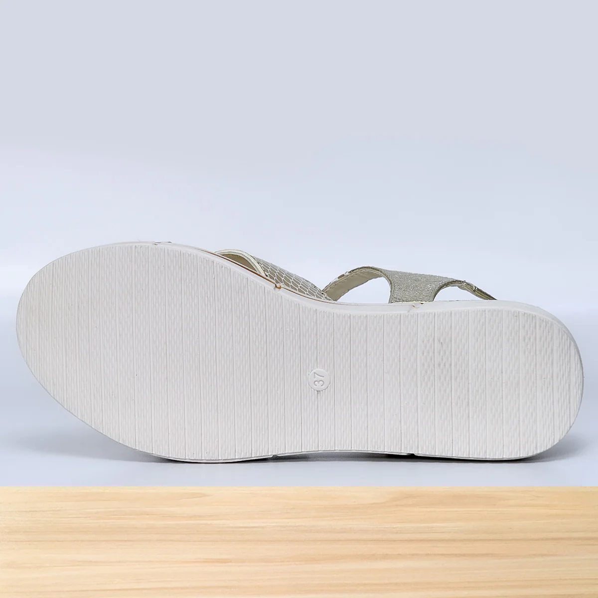 563F Rihla Cuir Doré - Image 4