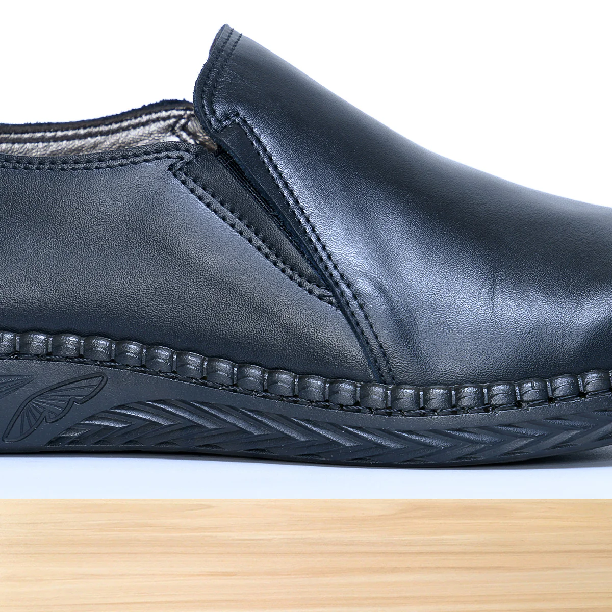 390F Varsho Cuir Noir v2 - Image 3