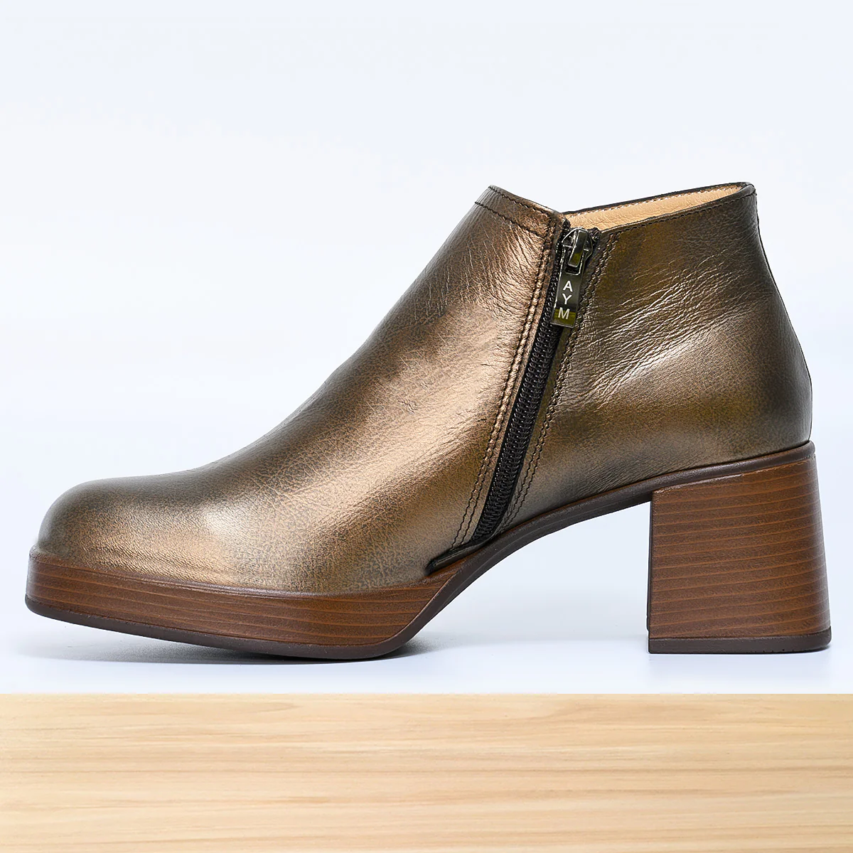 440F Rossa Cuir Doré - Image 3